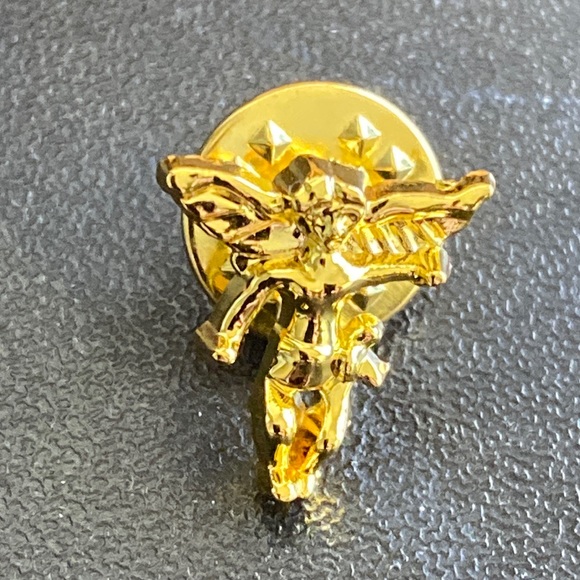 6 guardian angel pins new - Picture 1 of 7